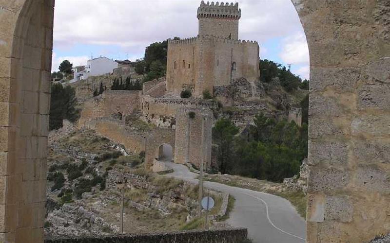 Hotel Parador De Alarcón Esterno foto